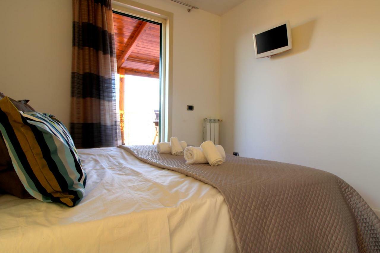 Suite Delicia Apartment - Appartamento Con Terrazza Napels Buitenkant foto