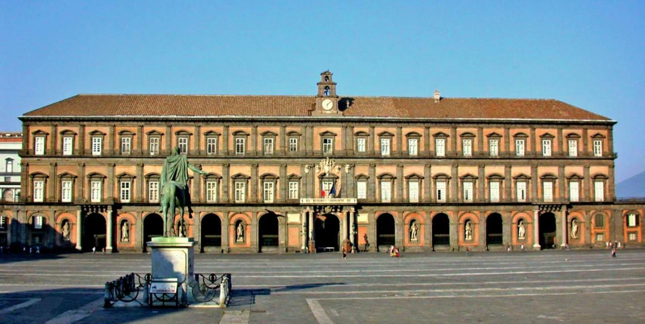 Suite Delicia Apartment - Appartamento Con Terrazza Napels Buitenkant foto